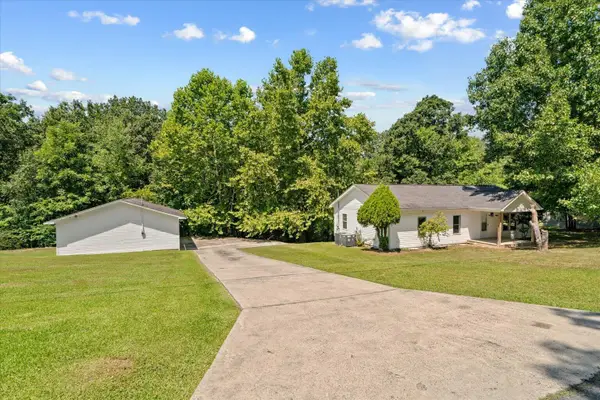 1846 N Boyd Drive, Rocky Face, GA 30740