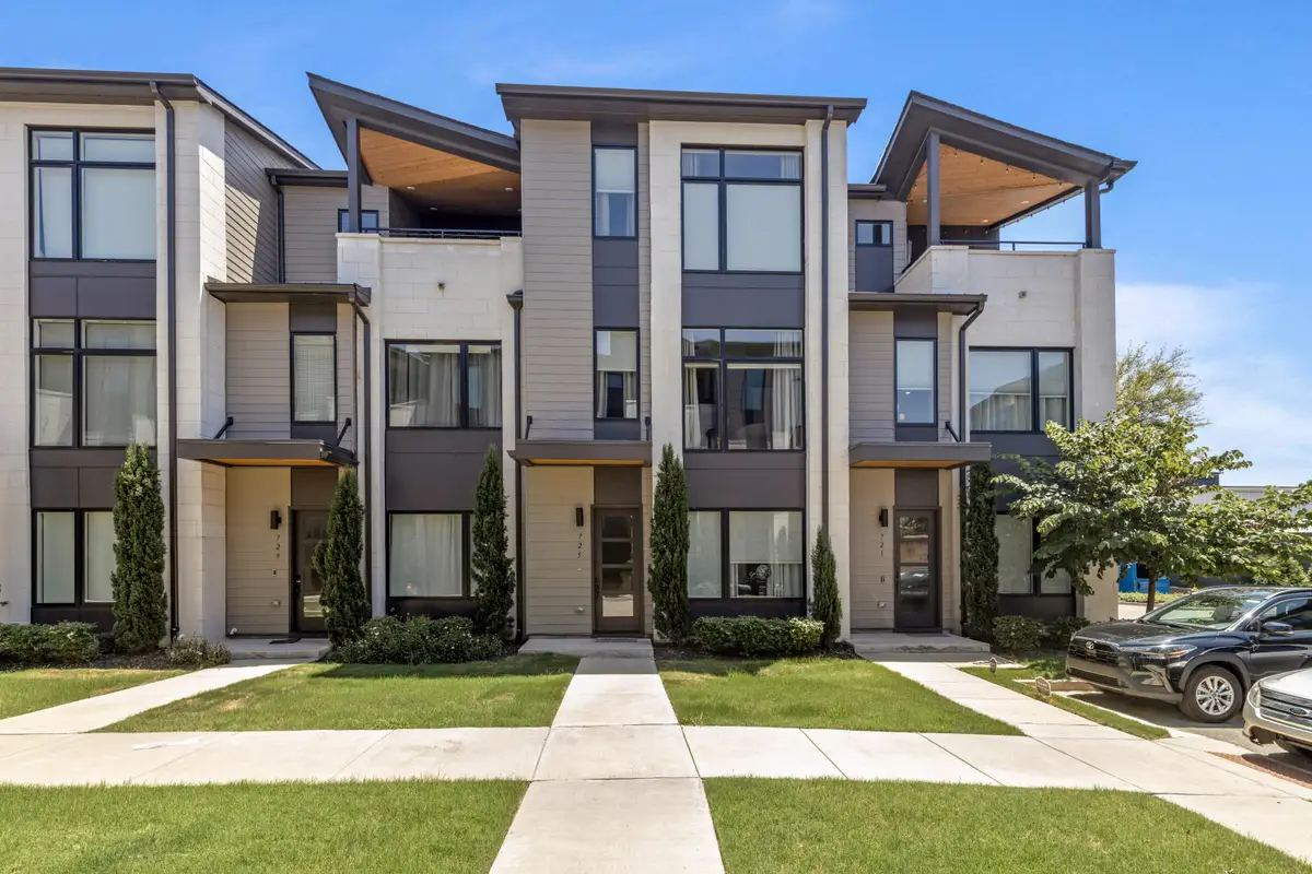 725 Burnside Place #33, Chattanooga, TN 37408 - #1