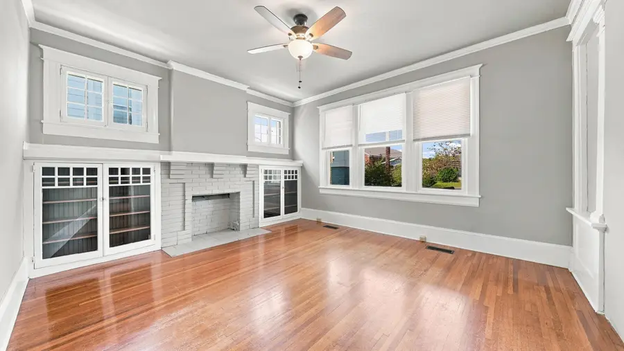 816 E Martin Luther King Boulevard, Chattanooga, TN 37403 - #2
