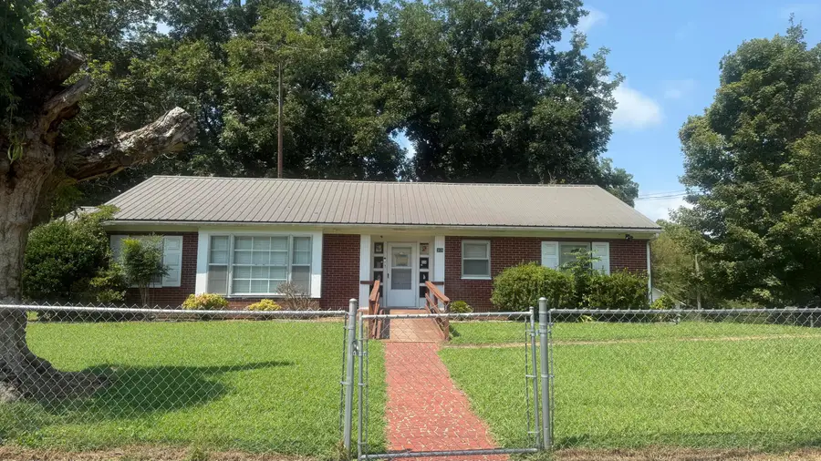 308 S Cherokee Street, La Fayette, GA 30728 - #3