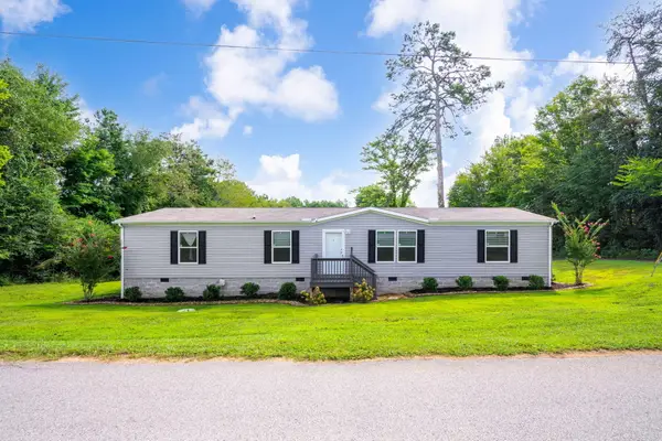 140 N Hillcrest Drive, Spring City, TN 37381