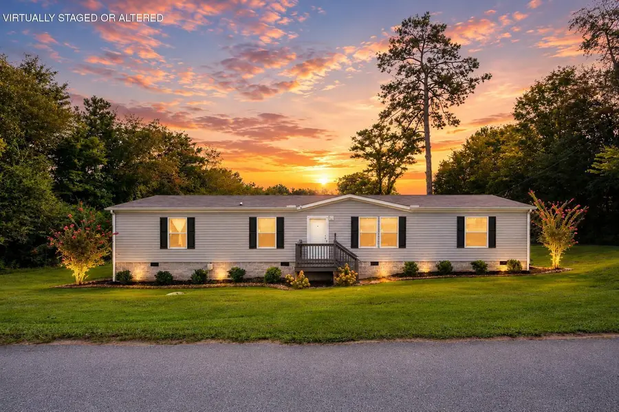 140 N Hillcrest Drive, Spring City, TN 37381 - #2