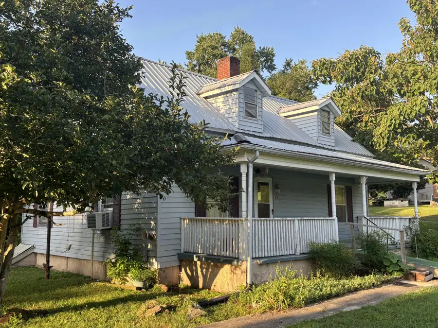 463 E Illinois Avenue, Whitwell, TN 37397 - #2