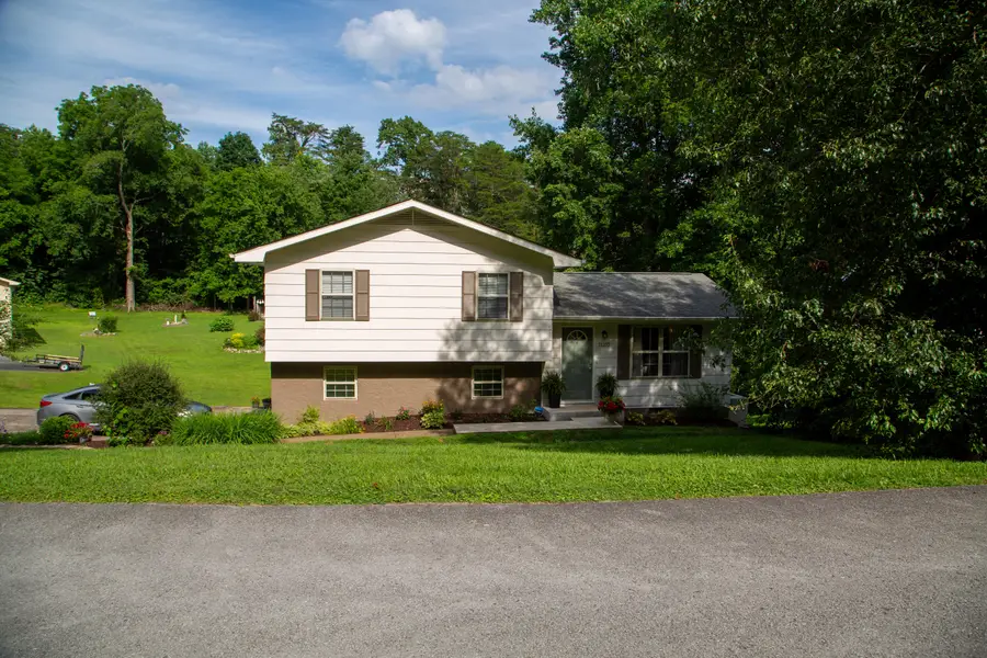 11252 Mcgill Road, Soddy Daisy, TN 37379 - #2