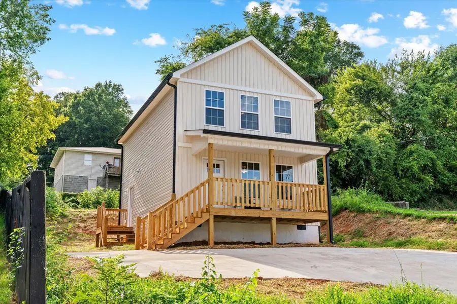 230 Henderson Street, Dalton, GA 30721 - #2