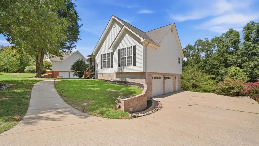 6179 Pringle Drive, Ooltewah, TN 37363 - #2