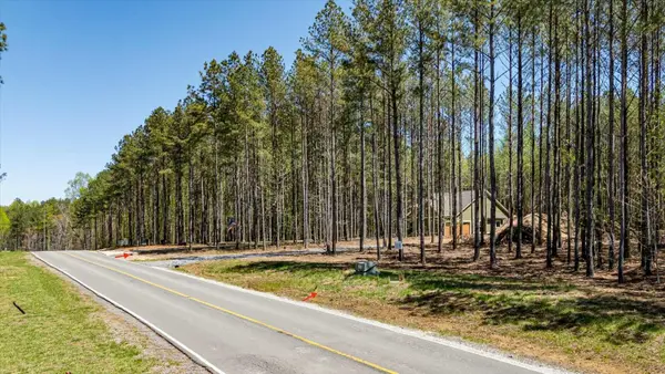 4670 Raulston Falls Road, Jasper, TN 37347