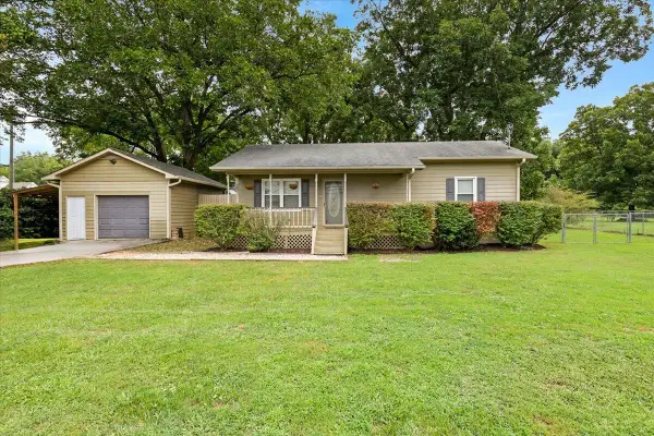 303 S Main Street, Adairsville, GA 30103