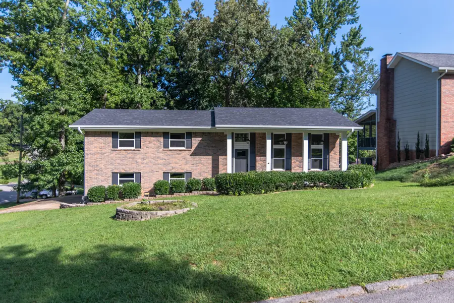1634 Lakemont Drive, Hixson, TN 37343 - #2