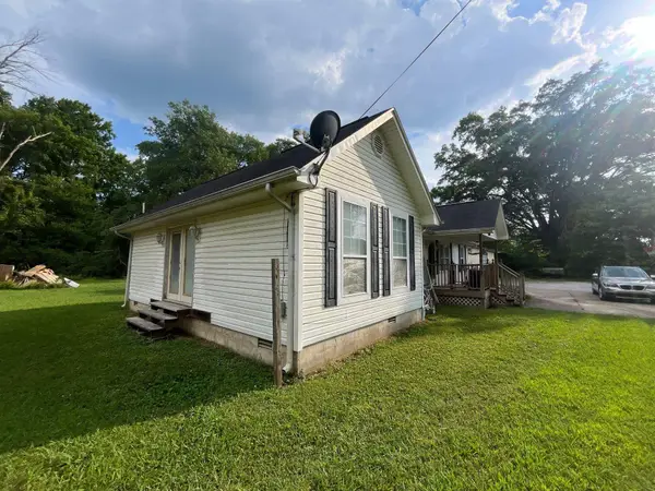 2132 Georgia 136, LaFayette, GA 30728