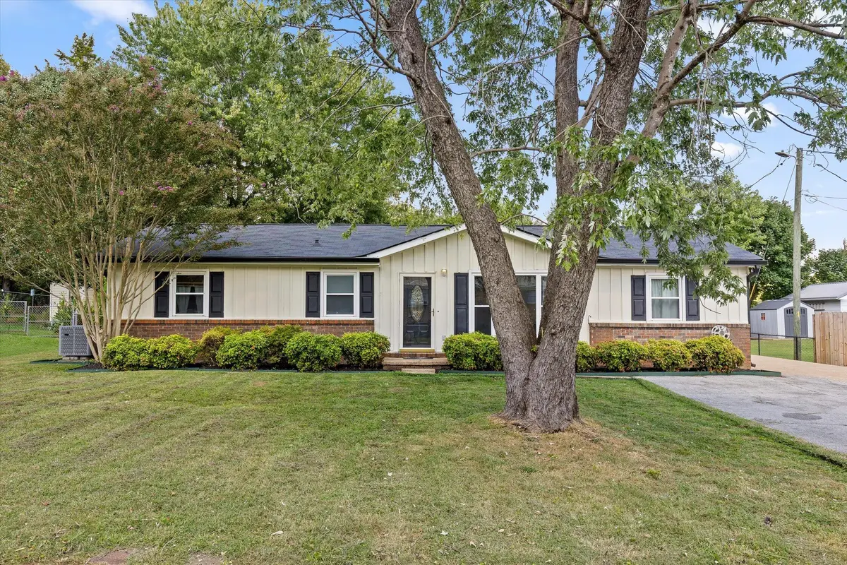 1389 Meadowood Drive, Hixson, TN 37343 - #1