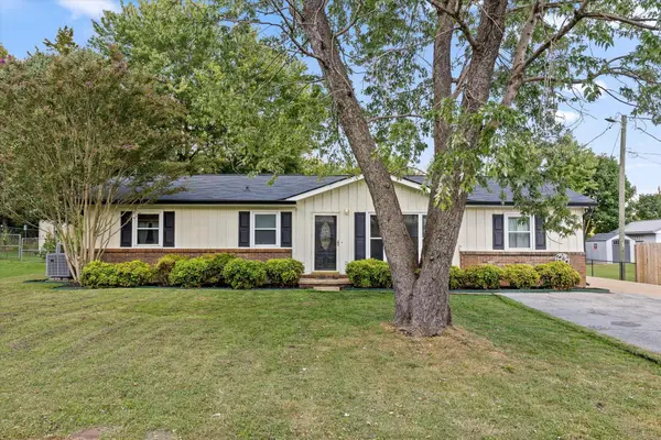 1389 Meadowood Drive, Hixson, TN 37343