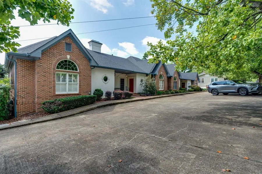 604 Barton Avenue, Chattanooga, TN 37405 - #2