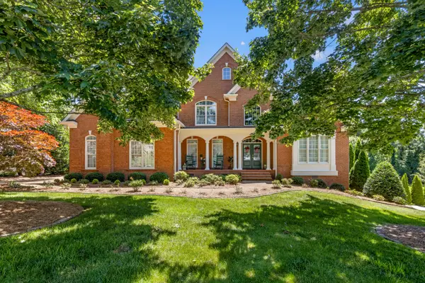 31 Mountain Orchard Path, Signal Mountain, TN 37377