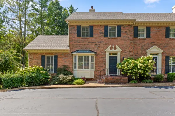 802 Signal Mountain Boulevard #111, Signal Mountain, TN 37377