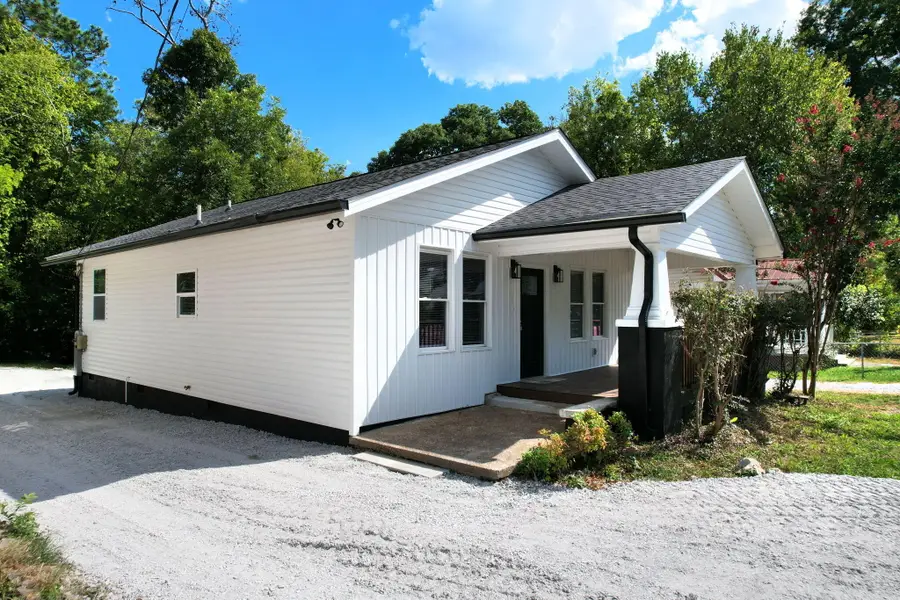 210 S Moore Road, Chattanooga, TN 37411 - #3
