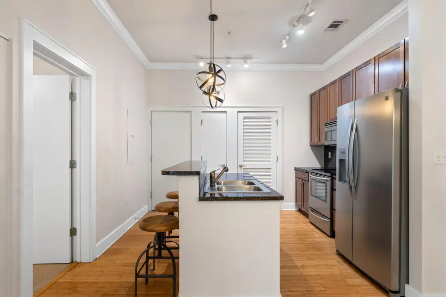 129 Walnut Street #Unit 304, Chattanooga, TN 37403 - #2
