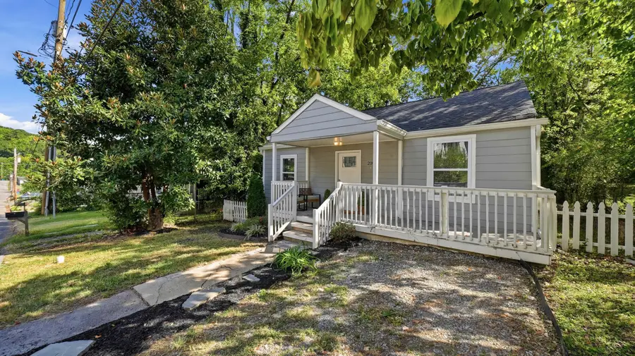 200 Sawyer Street, Chattanooga, TN 37405 - #2