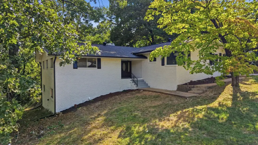 410 Paragon Drive, Chattanooga, TN 37415 - #2