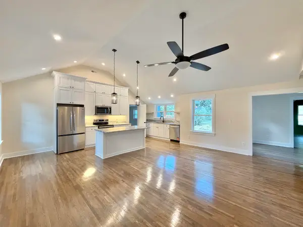 1802 Tombras Avenue, Chattanooga, TN 37412