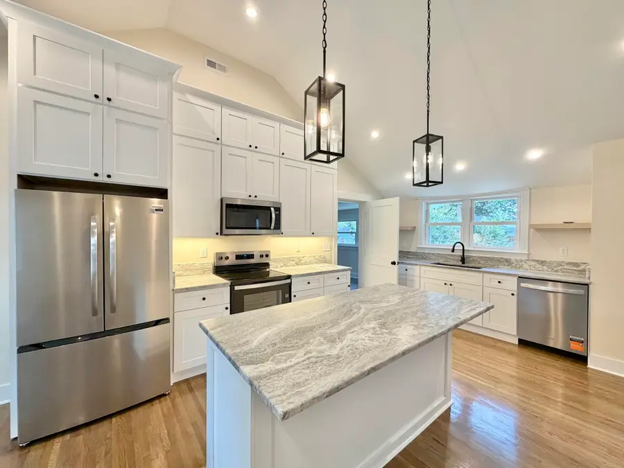 1802 Tombras Avenue, Chattanooga, TN 37412 - #3