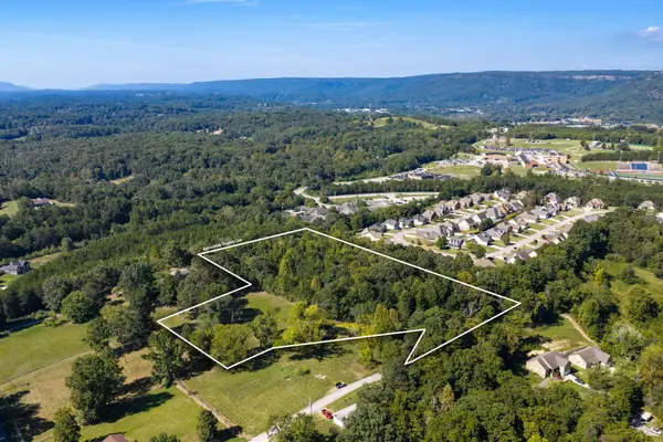 9689 W Ridge Trail Road, Soddy Daisy, TN 37379