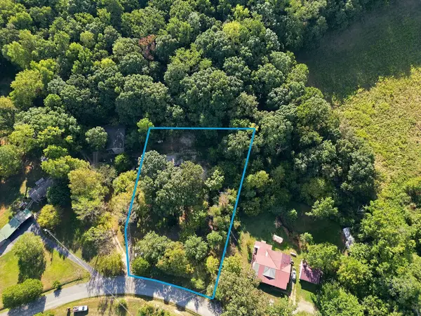 951 Ringgold Road, LaFayette, GA 30728