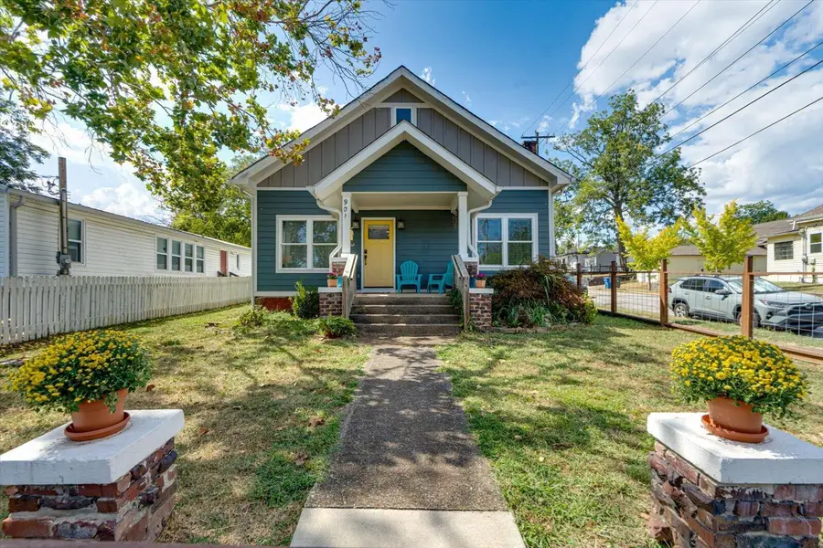 901 S Highland Park Avenue, Chattanooga, TN 37404 - #2