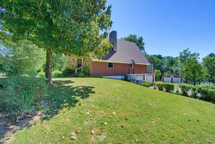831 Griffin Road, Lookout Mountain, GA 30750 - #3