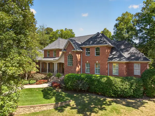 8857 Forest Creek Lane, Ooltewah, TN 37363