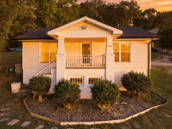 3215 Navajo Drive, Chattanooga, TN 37411