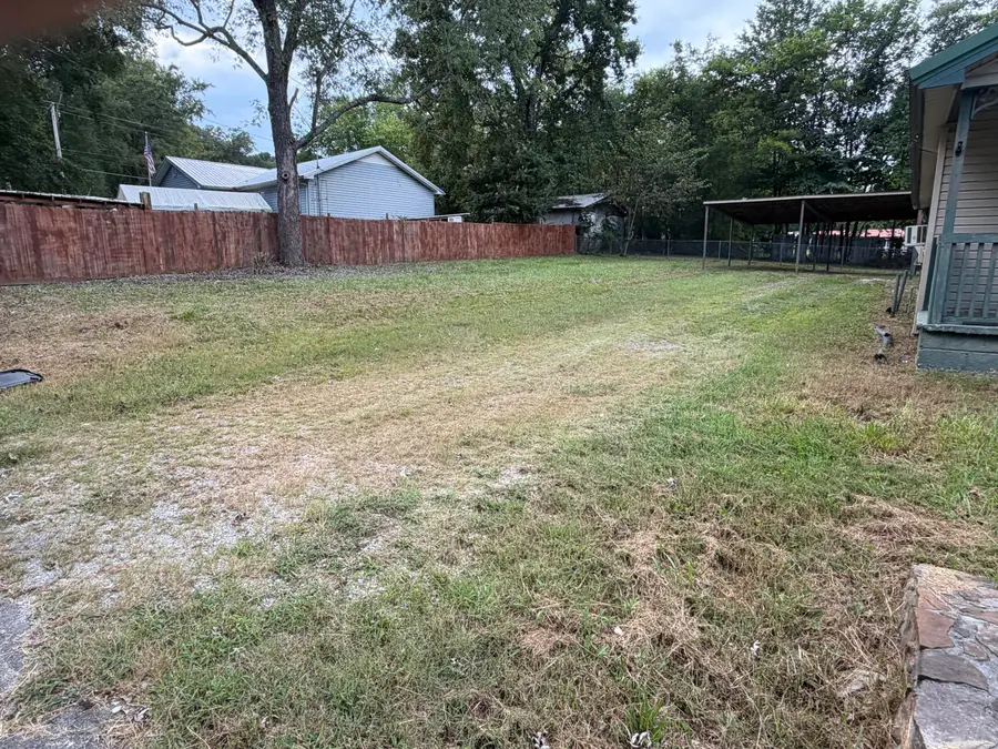 808 Mclemore Street, Lafayette, GA 30728 - #3