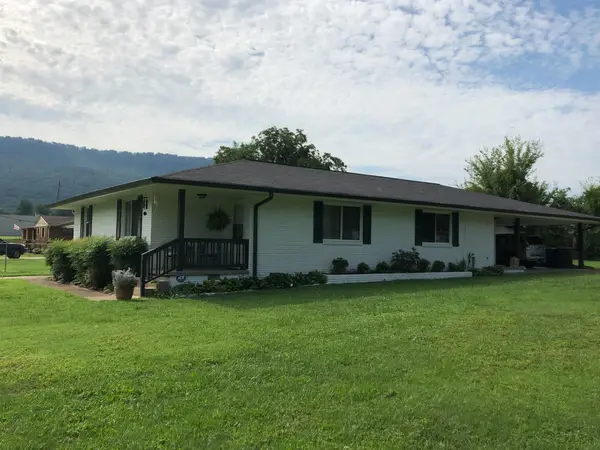 110 N Moss Avenue, Chattanooga, TN 37419