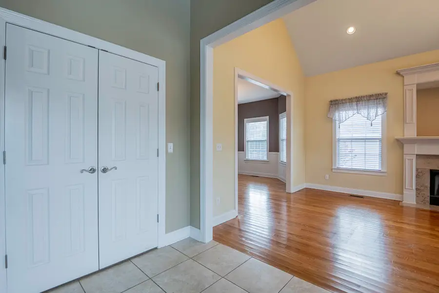8704 Sunridge Drive, Ooltewah, TN 37363 - #3