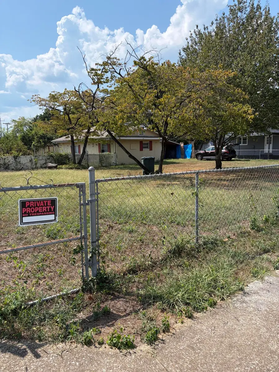 1824 E 27th Street, Chattanooga, TN 37407 - #2