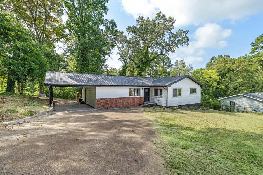 3706 Hemingway Drive, Chattanooga, TN 37406 - #2