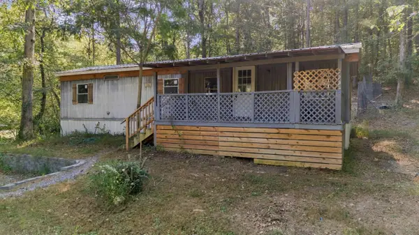 43 Cordell Avenue, LaFayette, GA 30728