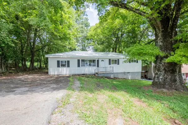 23 Fine Street, Rossville, GA 30741