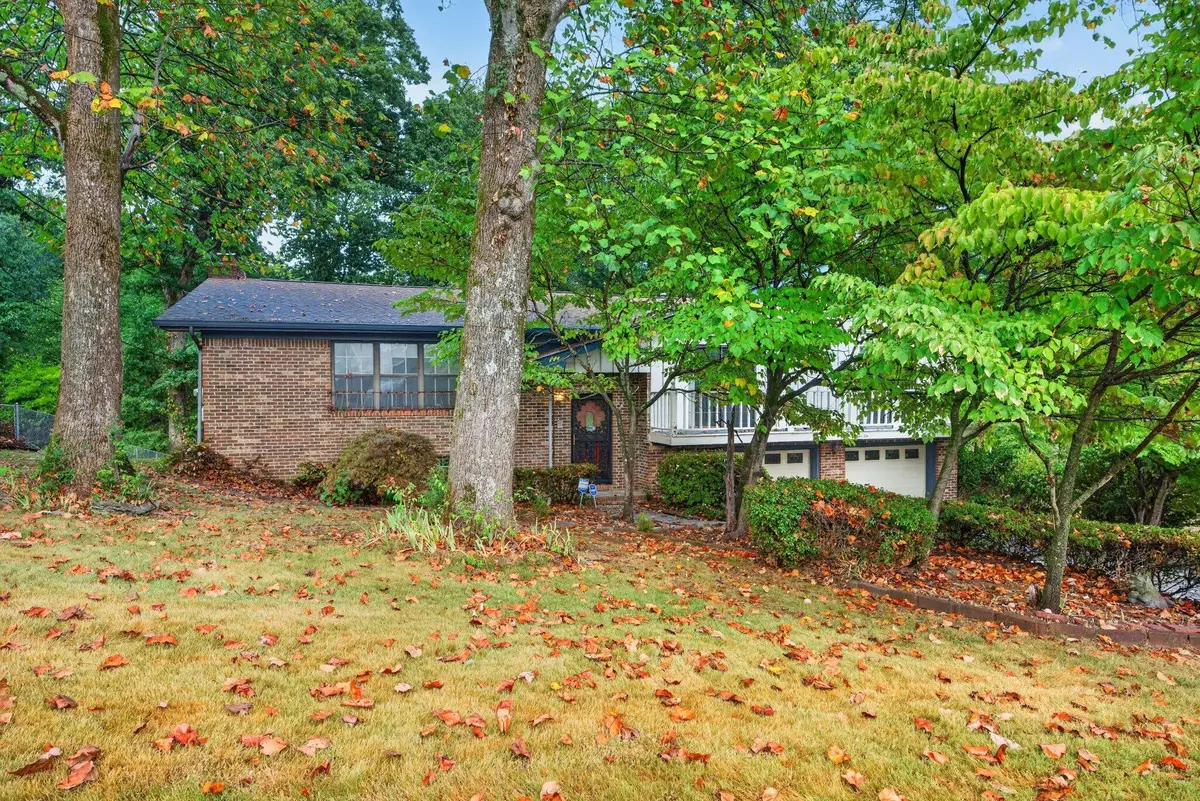 6410 Ridge Lake Road, Hixson, TN 37343 - #1