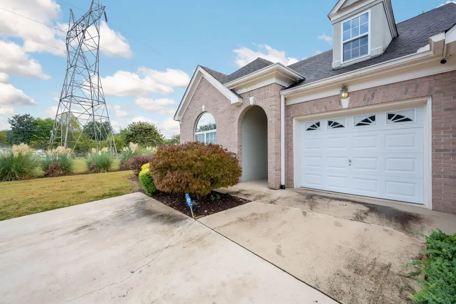 6760 Willow Brook Drive, Chattanooga, TN 37421 - #2