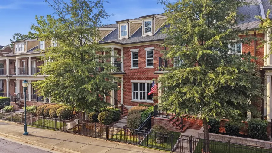117 E 03rd Street, Chattanooga, TN 37403 - #2