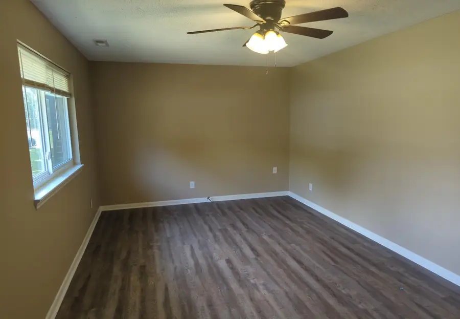 27 Edgewood Circle, Fort Oglethorpe, GA 30742 - #3