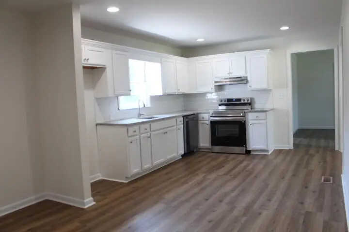 1030 Highland Avenue, Jasper, TN 37347 - #2