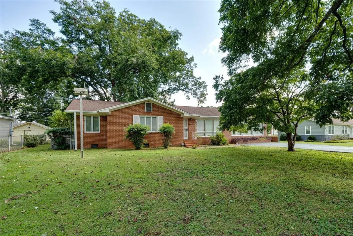 904 Highland Avenue, Jasper, TN 37347 - #1