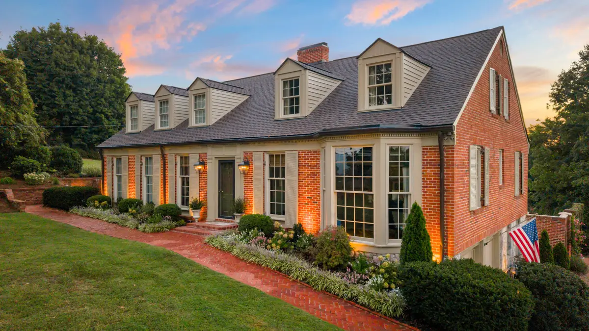 700 S Crest Road, Chattanooga, TN 37404 - #1