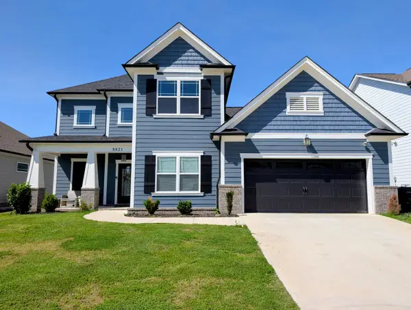 8821 Knolling Loop, Ooltewah, TN 37363