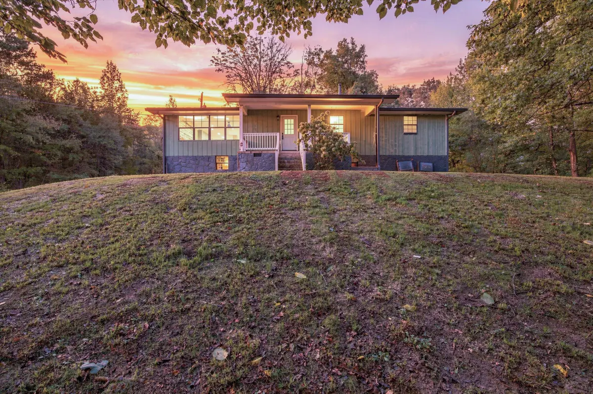 568 Old Hooker Road, Wildwood, GA 30757 - #1