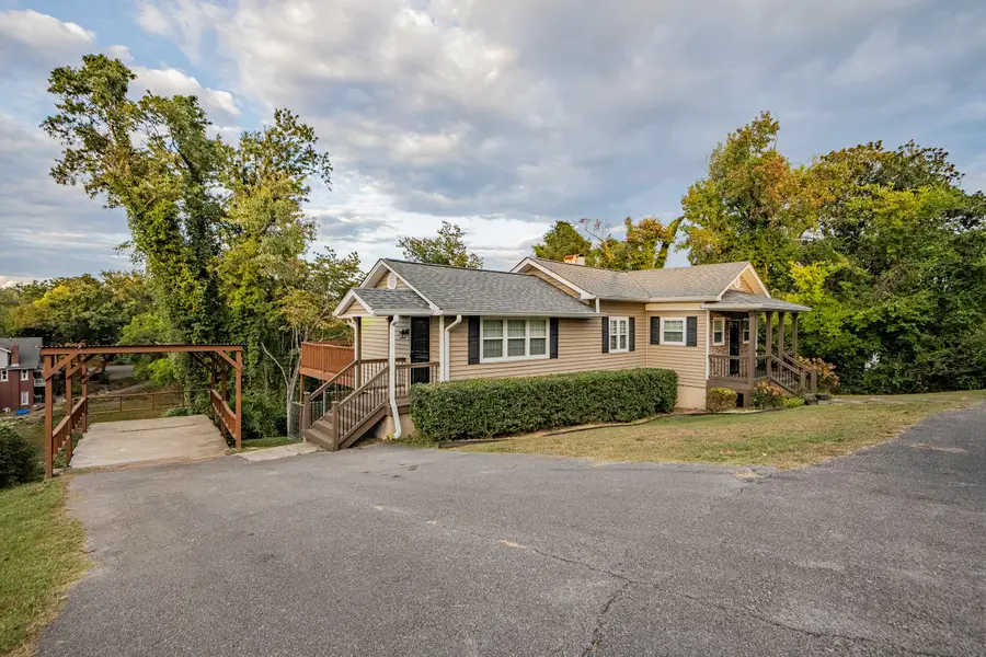 3211 Westonia Drive, Chattanooga, TN 37412 - #2