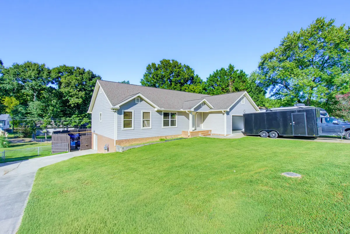 2313 Lakesite Drive, Soddy Daisy, TN 37379 - #1