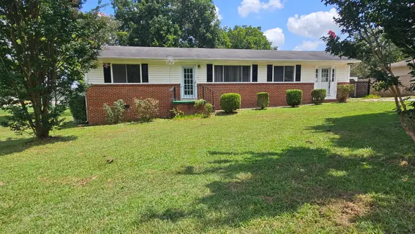 155 Lake Avenue Avenue, Ringgold, GA 30736